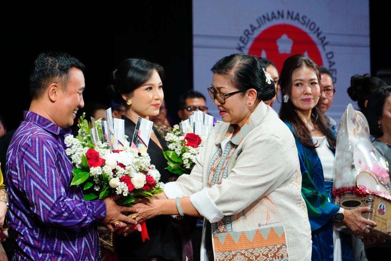Dekranasda Bali Perkuat IKM Lewat Gelaran DBFD 2026 - Pemerintah ...